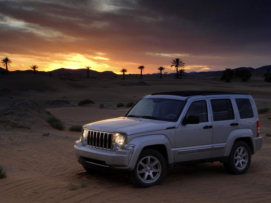  Jeep Cherokee Limited 3.7L (KK) 2007 года  (фото 31 из 31)